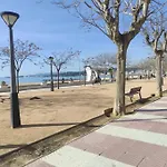 Refugio En El Centro De *